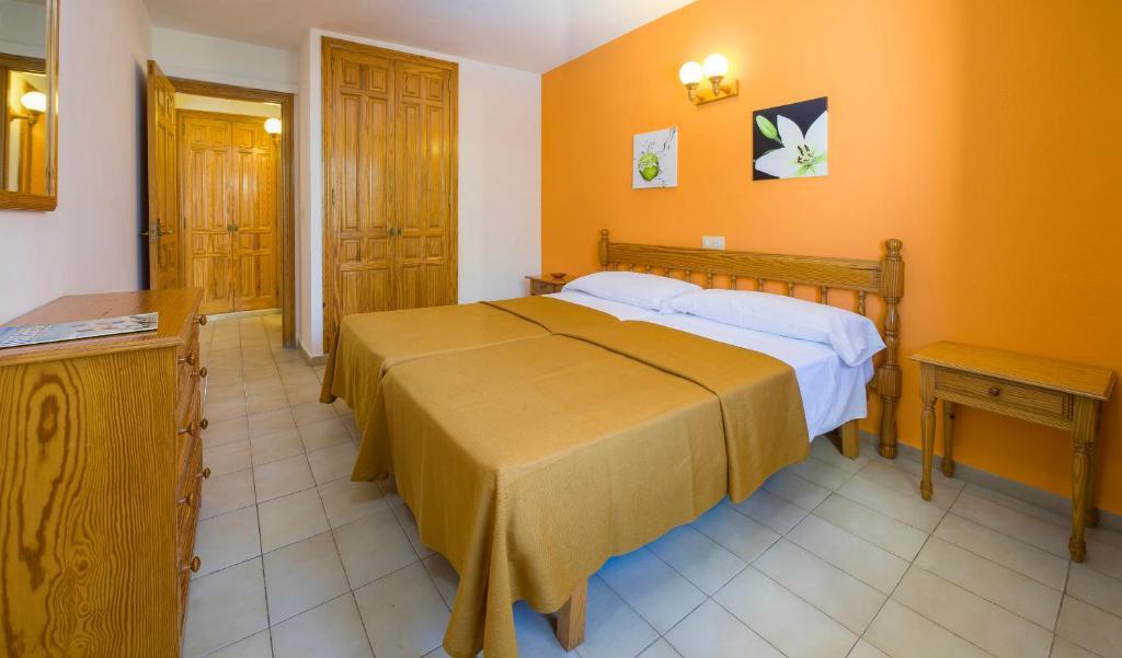 Apartamentos Jovial Sant Antoni de Portmany Zimmer foto